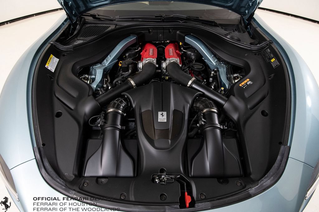 Used 2024 Ferrari Roma Spider RWD image 35