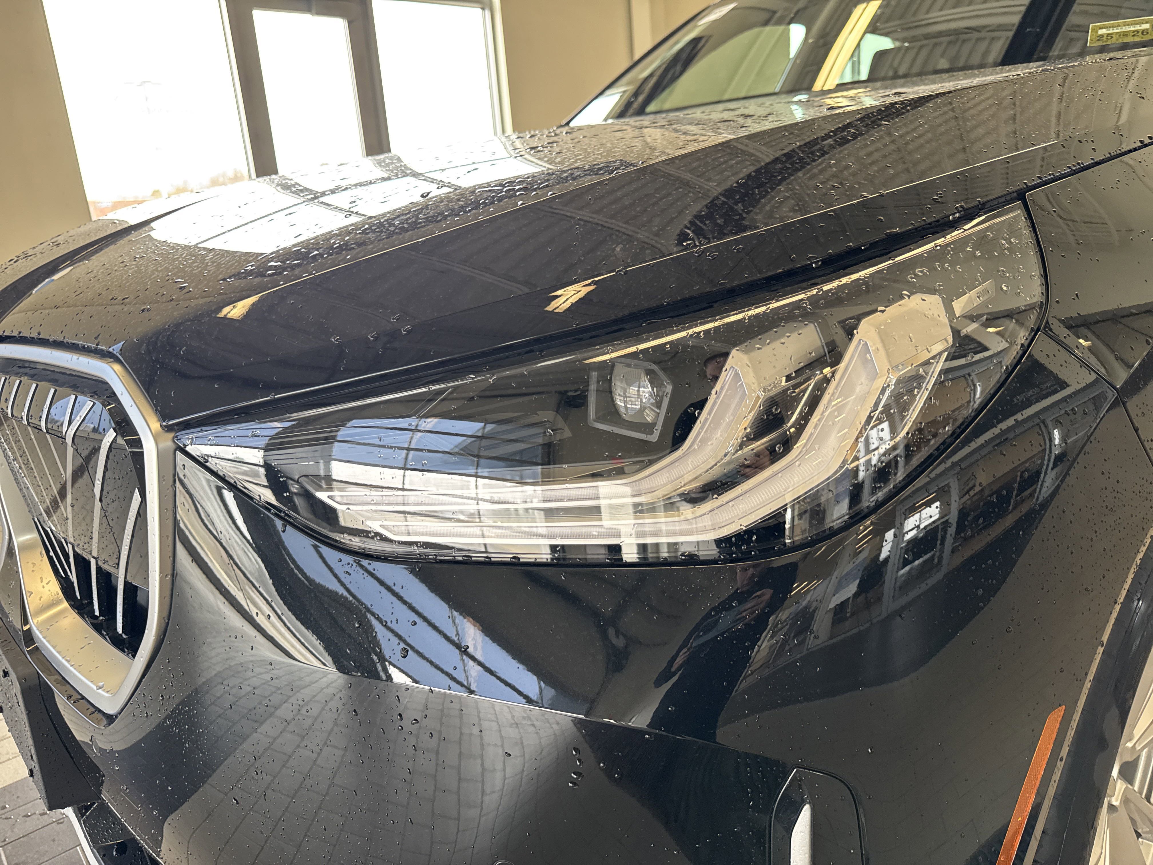 Used 2025 BMW X3 xDrive30i w/ Convenience Package image 9