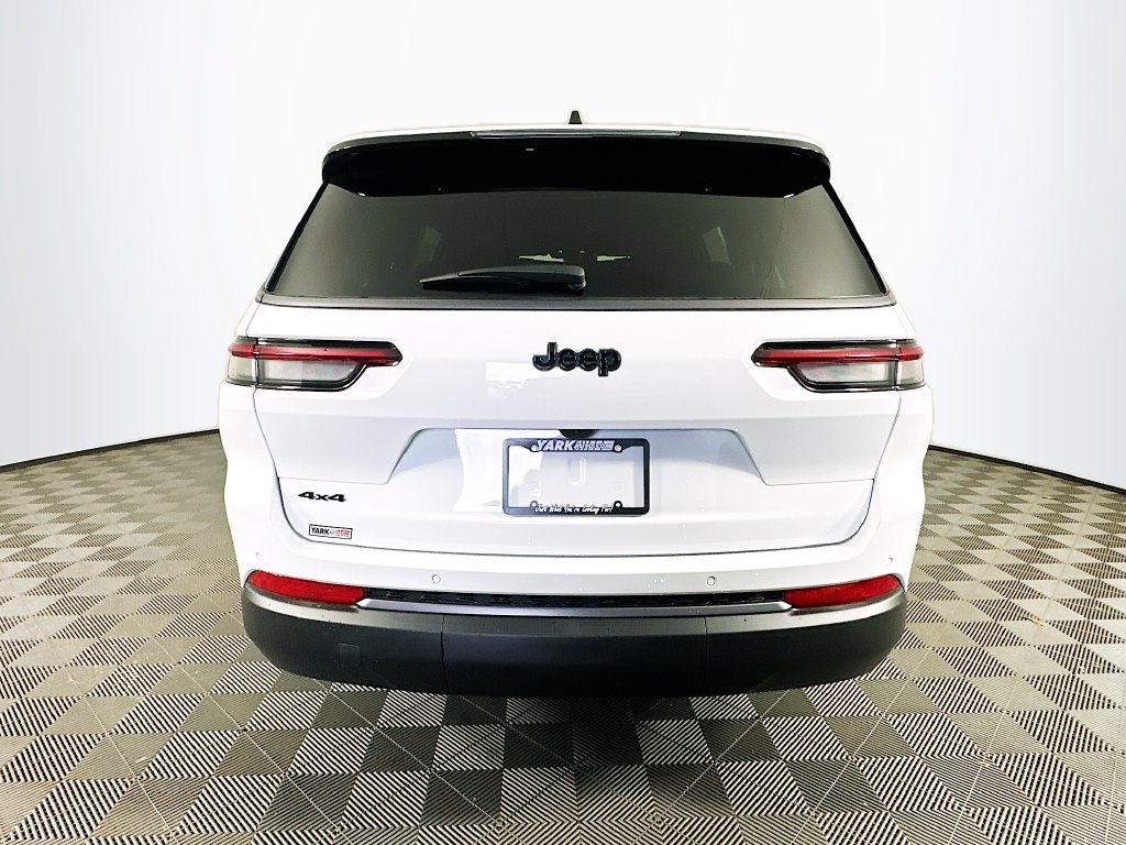 New 2026 Jeep Grand Cherokee L 4WD image 9