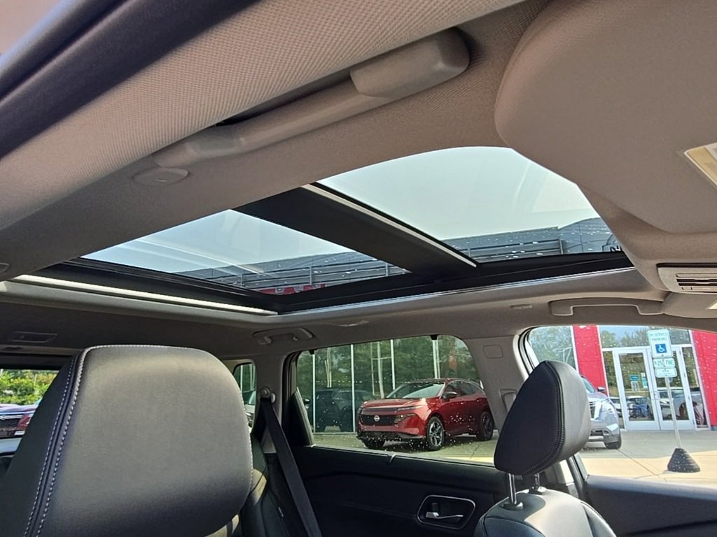 New 2026 Nissan Rogue Platinum w/ Platinum Premium Package image 27