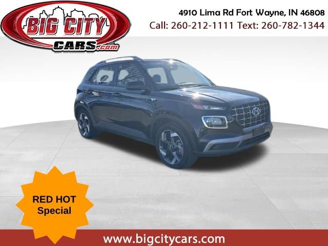 Used 2024 Hyundai Venue SEL video 1