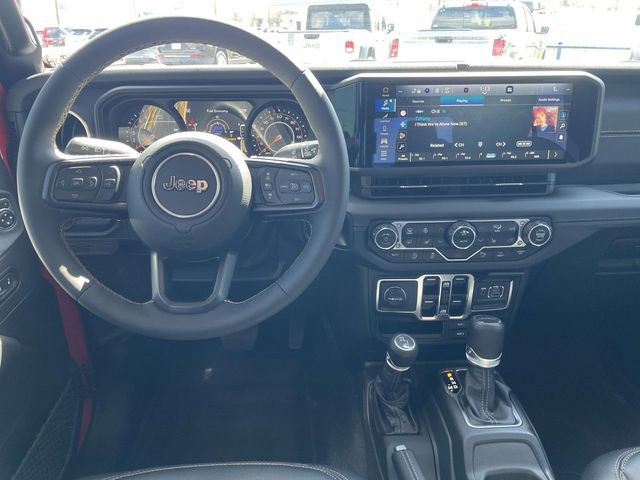 Used 2024 Jeep Gladiator Sport w/ Premium Package image 12