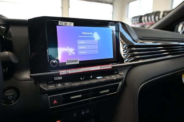 New 2026 Toyota Camry SE FWD image 15