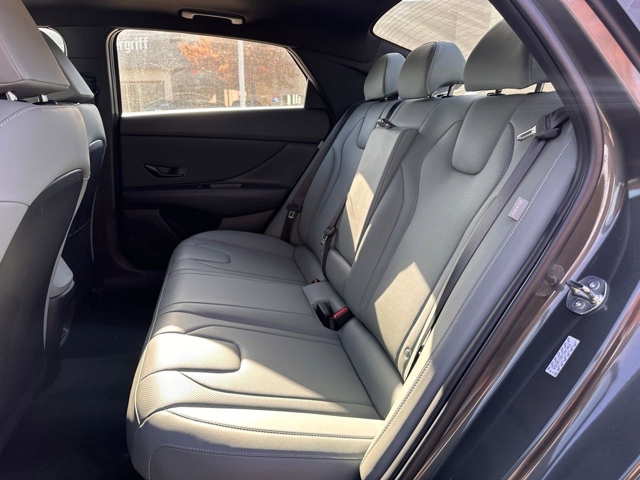 Certified 2024 Hyundai Elantra Limited image 18