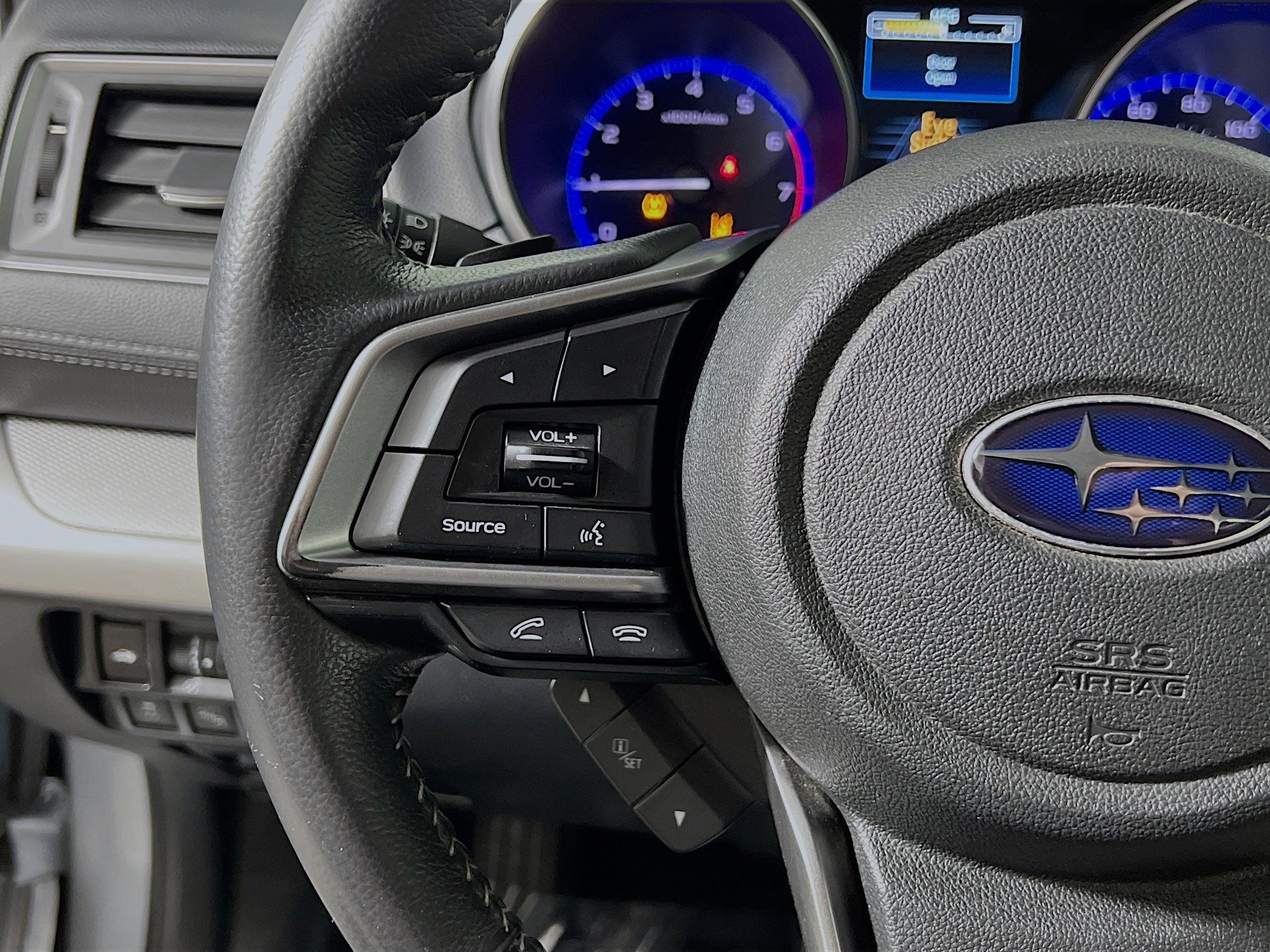 Used 2018 Subaru Legacy 2.5i Premium w/ Eyesight & BSD & Rcta & HBA image 19