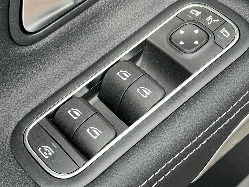 New 2025 Mercedes-Benz CLA 250 4MATIC image 15