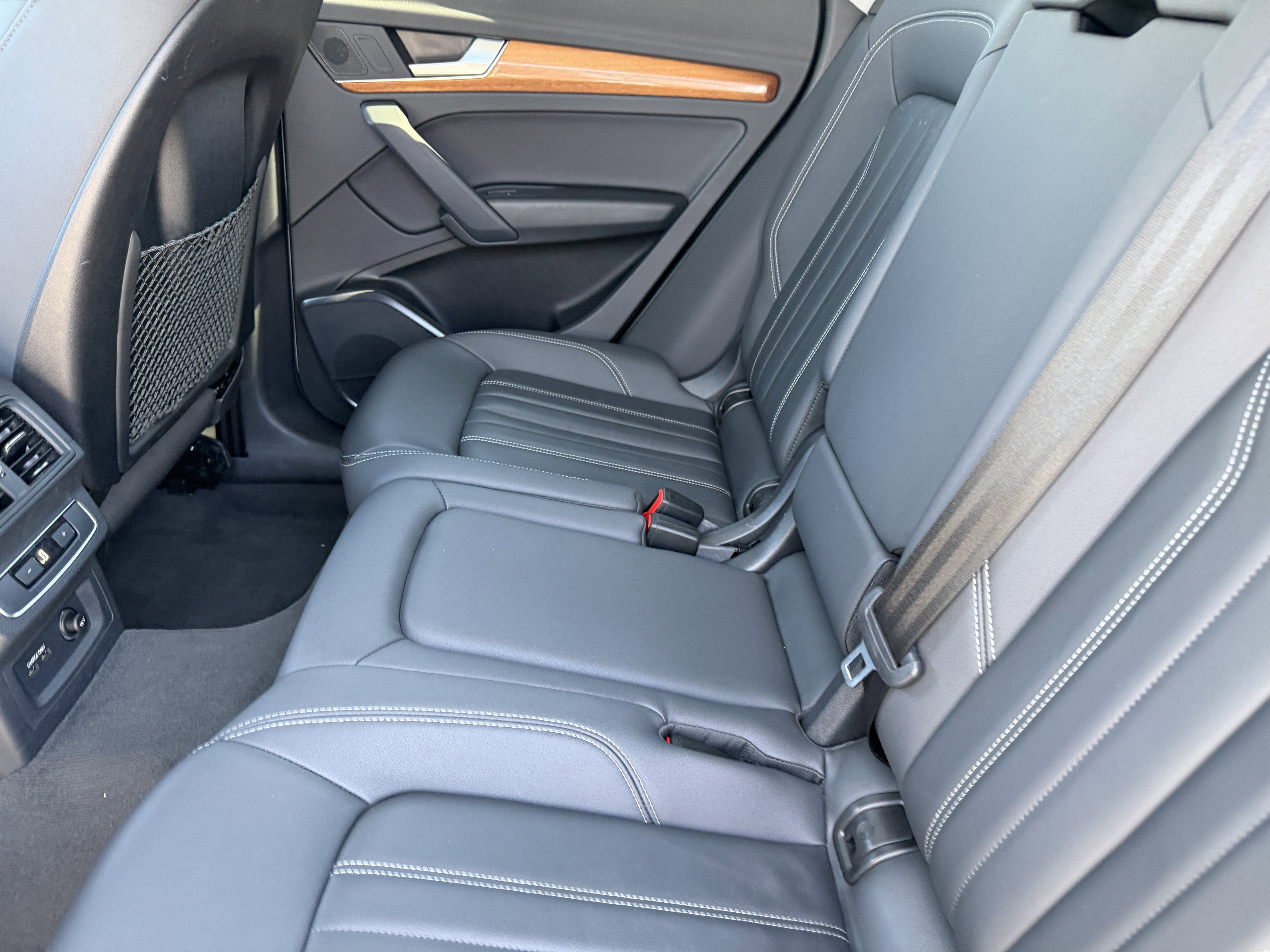 Used 2023 Audi Q5 2.0T Premium w/ Convenience Package image 14