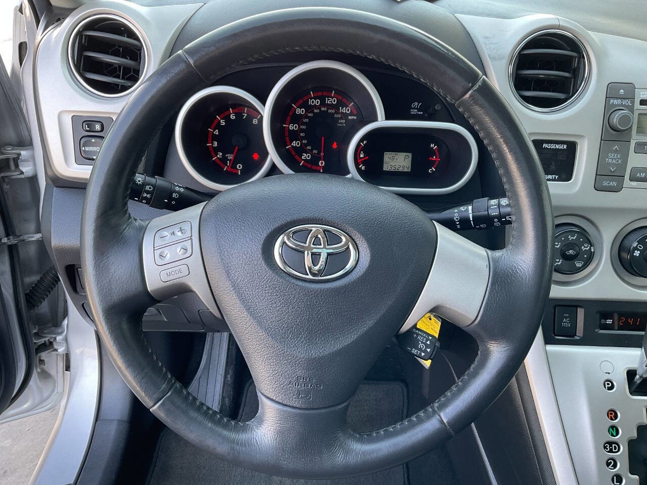 Used 2009 Toyota Matrix S image 15