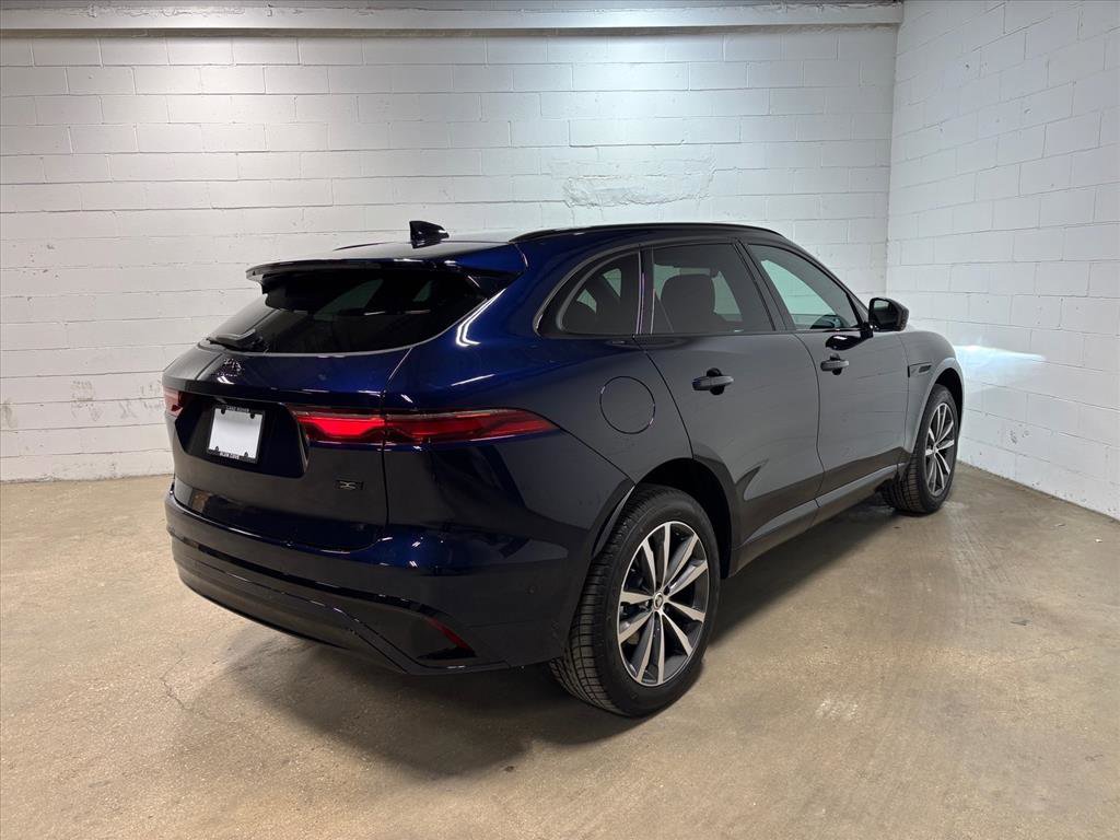 New 2026 Jaguar F-PACE R-Dynamic S image 6