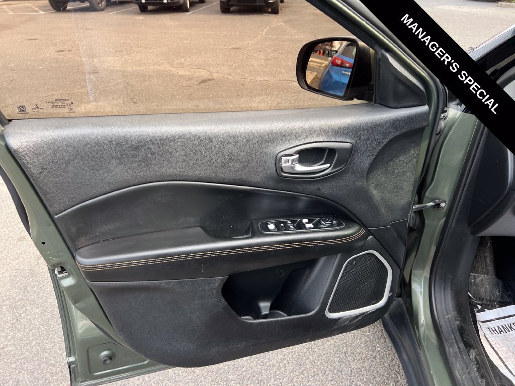 Used 2019 Jeep Compass Limited w/ Advanced Safety Group AWD/4WD image 13