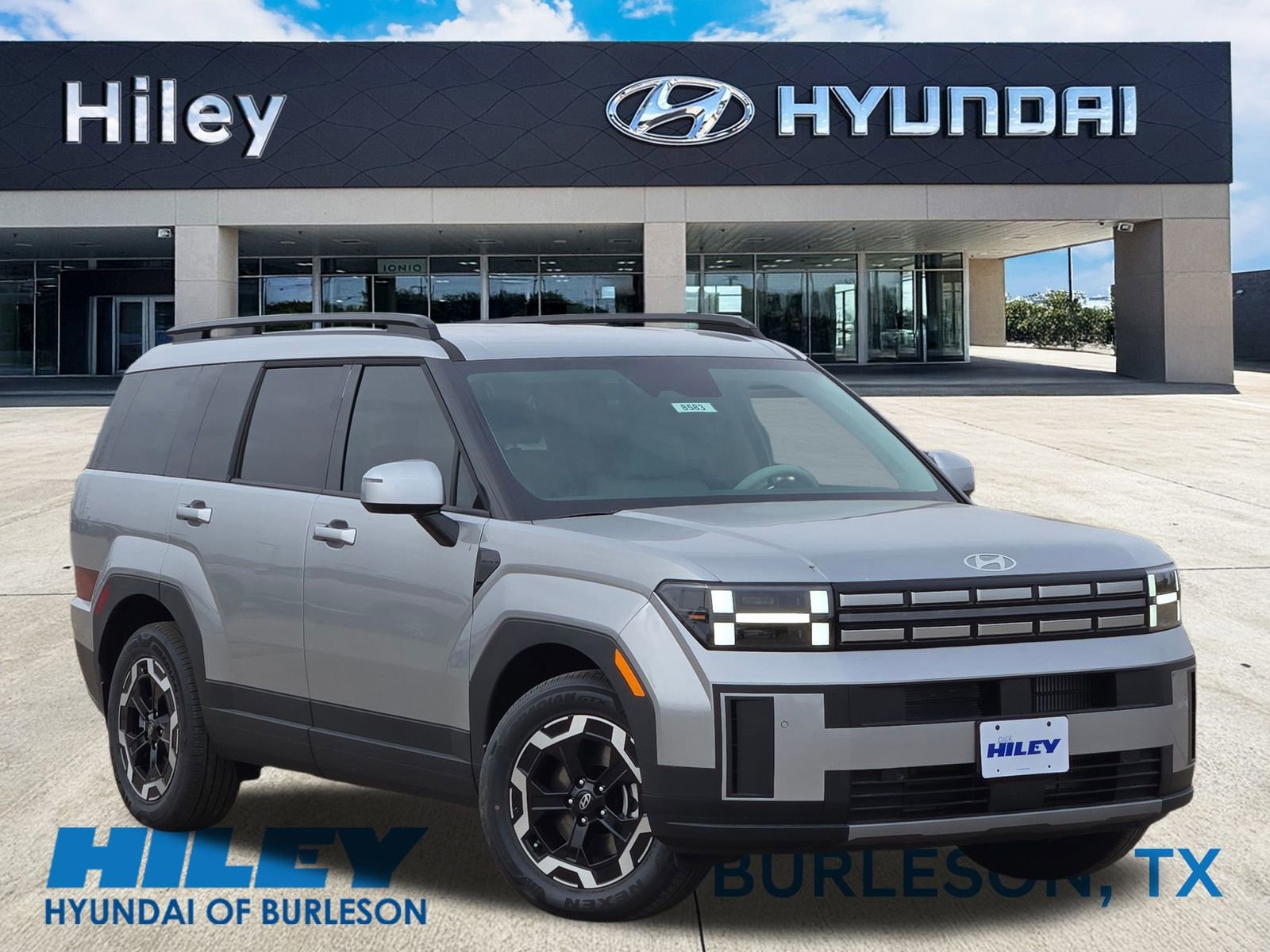 New 2026 Hyundai Santa Fe SEL FWD image 2