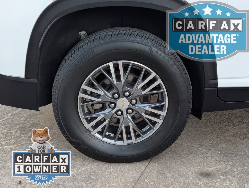 Certified 2024 Chevrolet Traverse LT FWD image 3