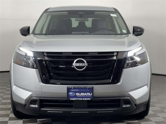 Used 2025 Nissan Pathfinder S image 6