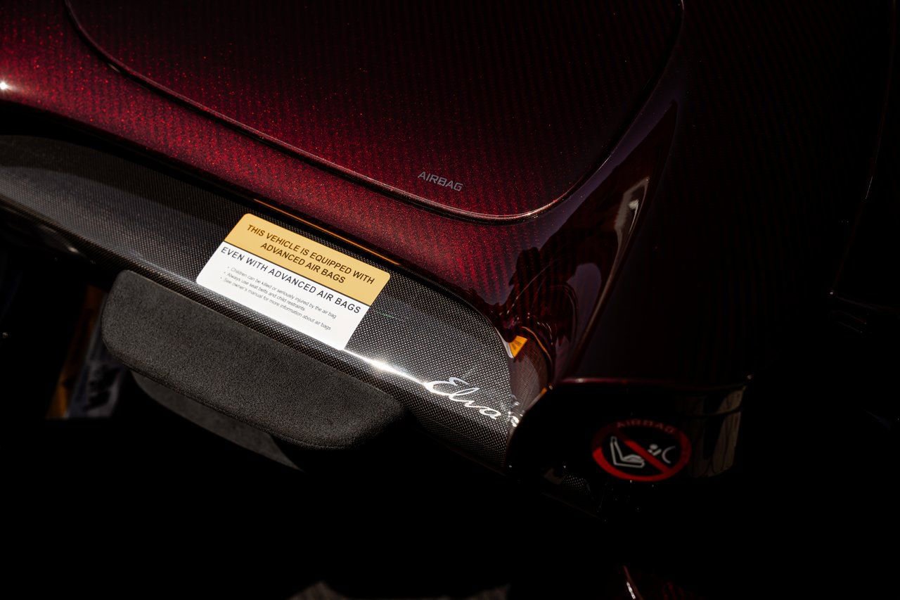 Used 2021 McLaren Elva RWD image 15
