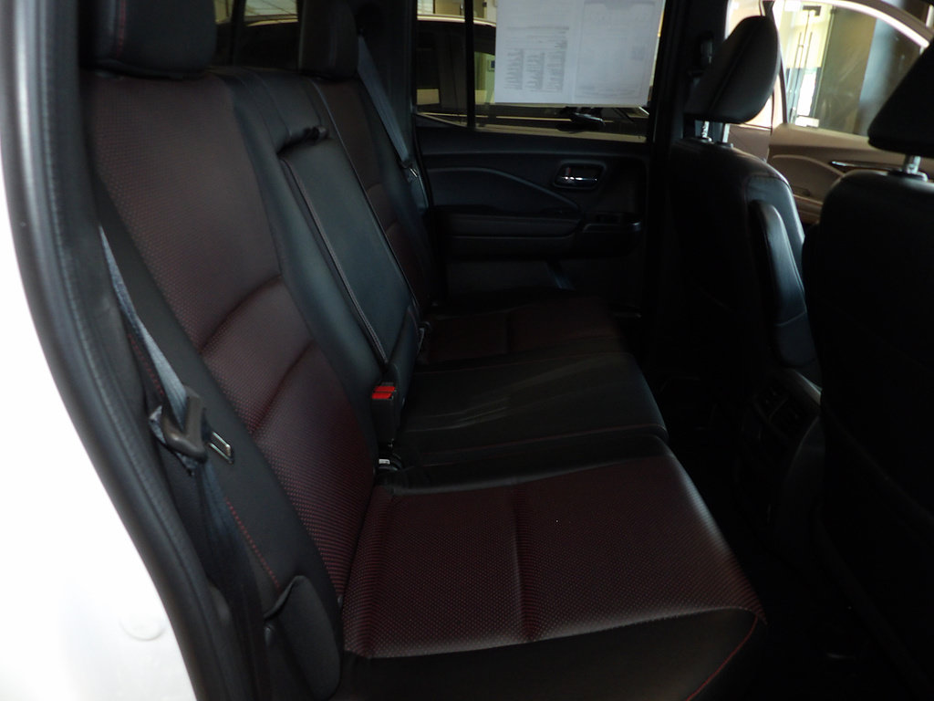 Used 2022 Honda Ridgeline Black Edition image 21