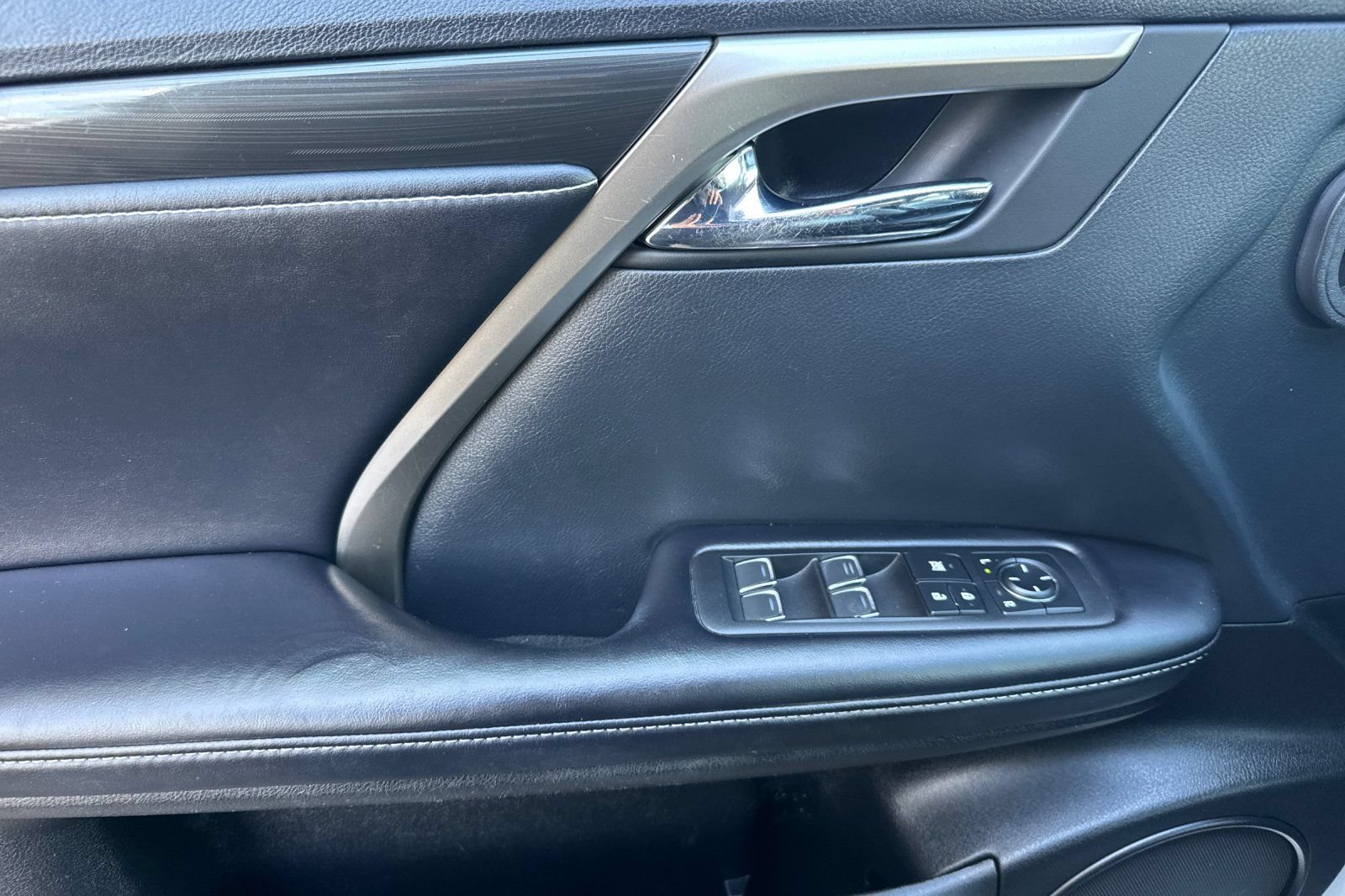 Used 2019 Lexus RX 350 FWD w/ Accessory Package image 11