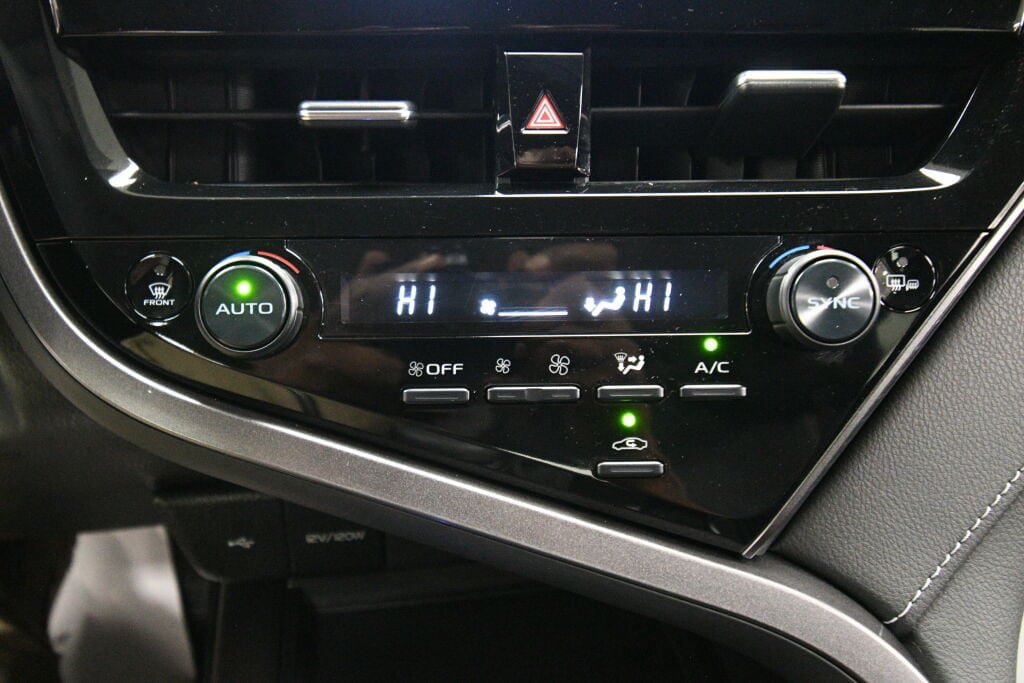 Certified 2024 Toyota Camry SE AWD/4WD image 16