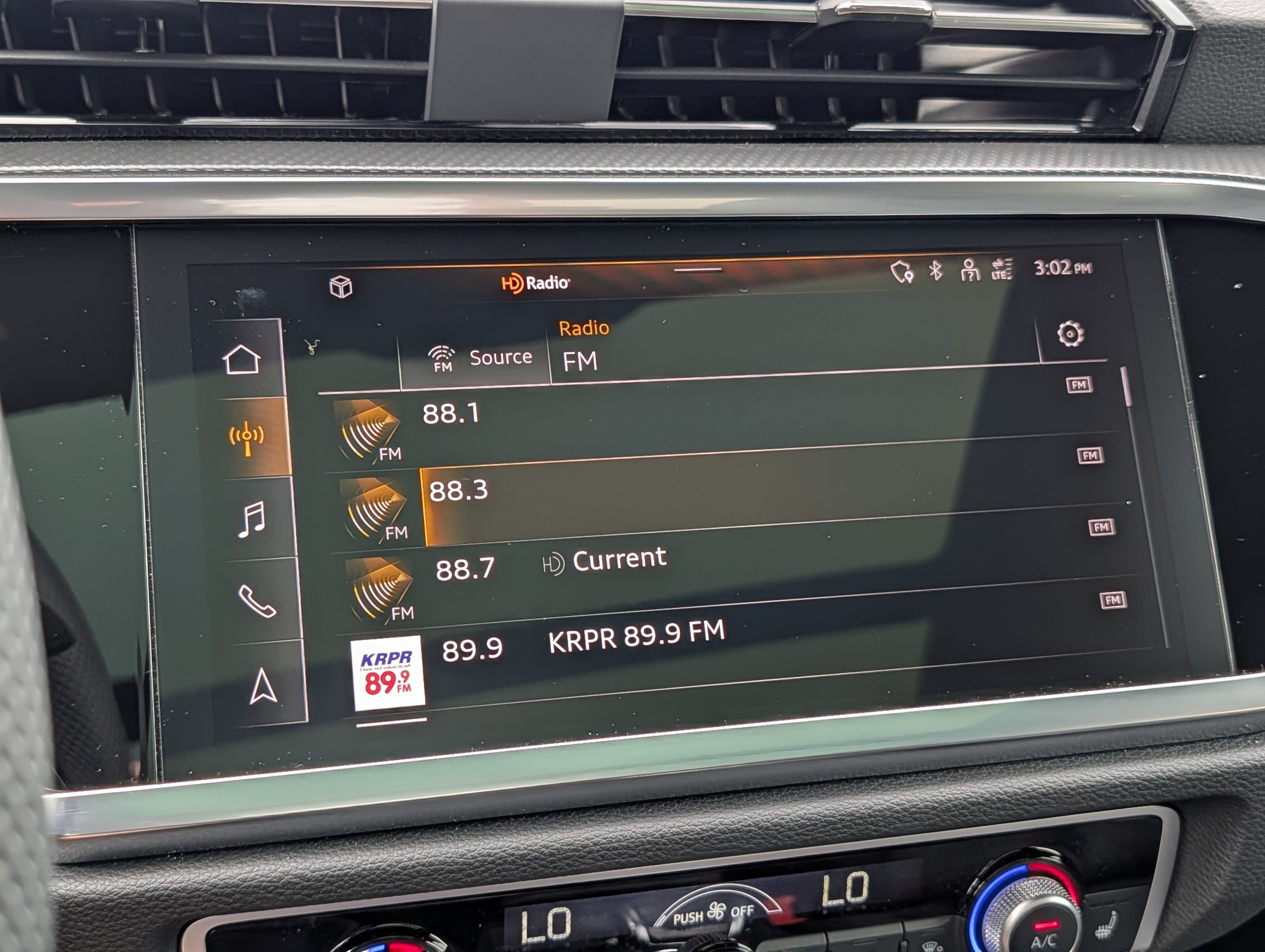 Certified 2025 Audi Q3 2.0T Premium Plus AWD/4WD image 30