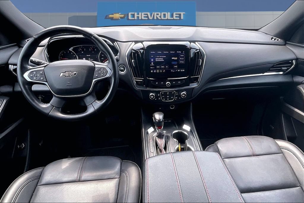 Used 2022 Chevrolet Traverse RS FWD image 7