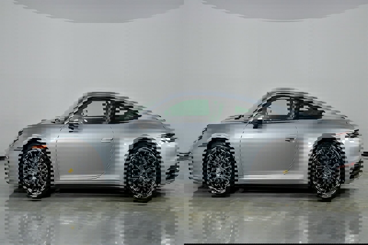 Used 2021 Porsche 911 Carrera image 8