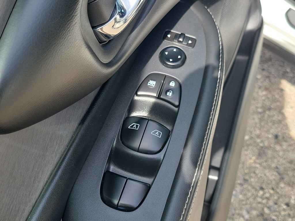 Used 2020 Nissan Murano S w/ Technology Package AWD/4WD image 9