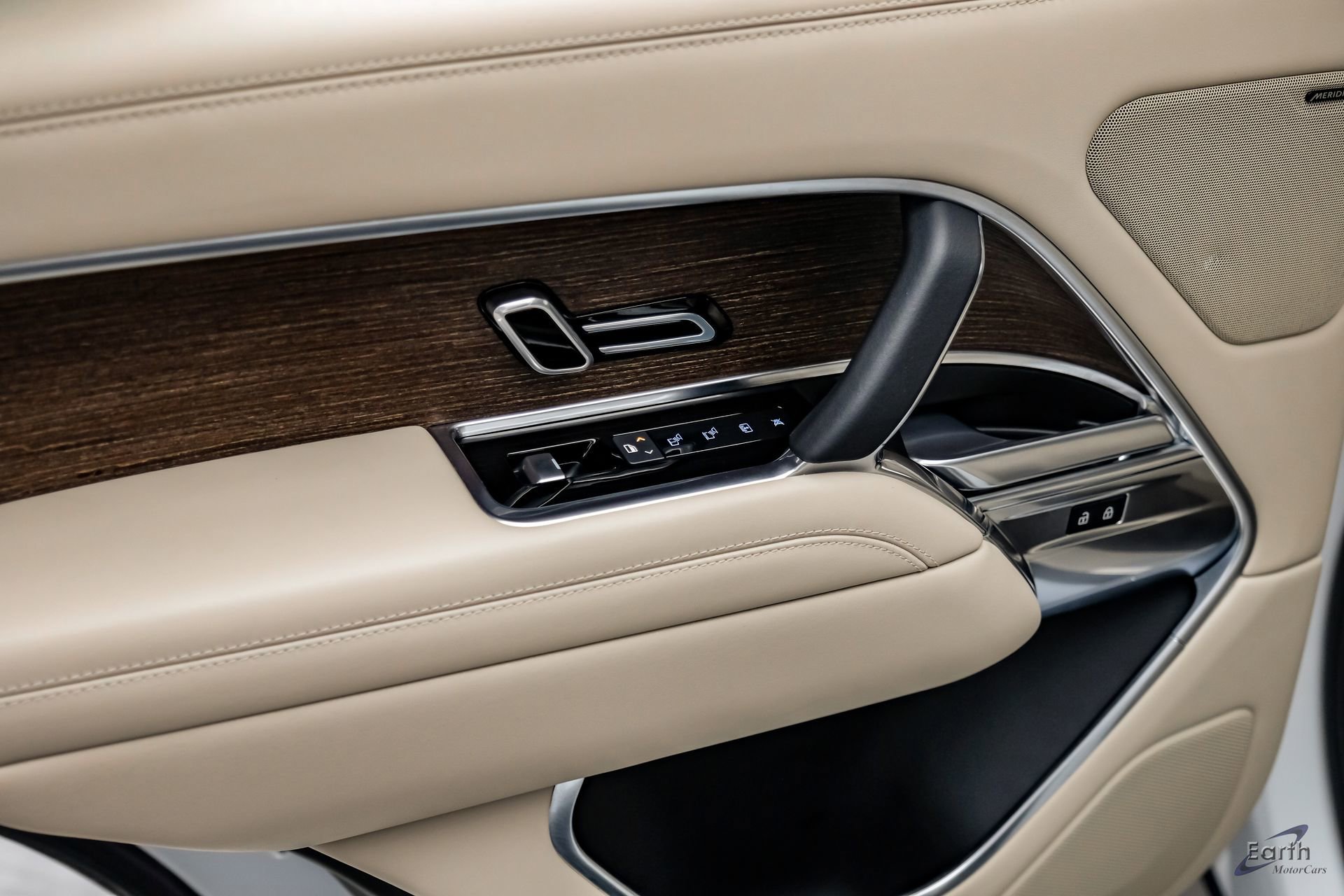 Used 2023 Land Rover Range Rover SE image 87