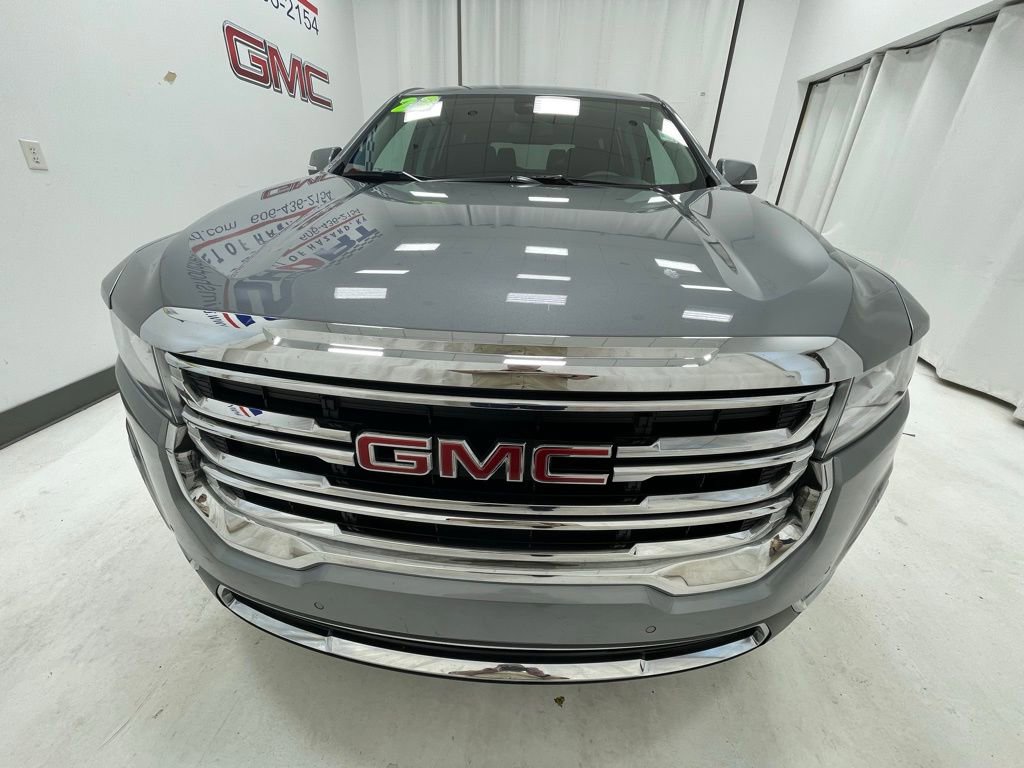 Used 2023 GMC Acadia SLE AWD/4WD image 2