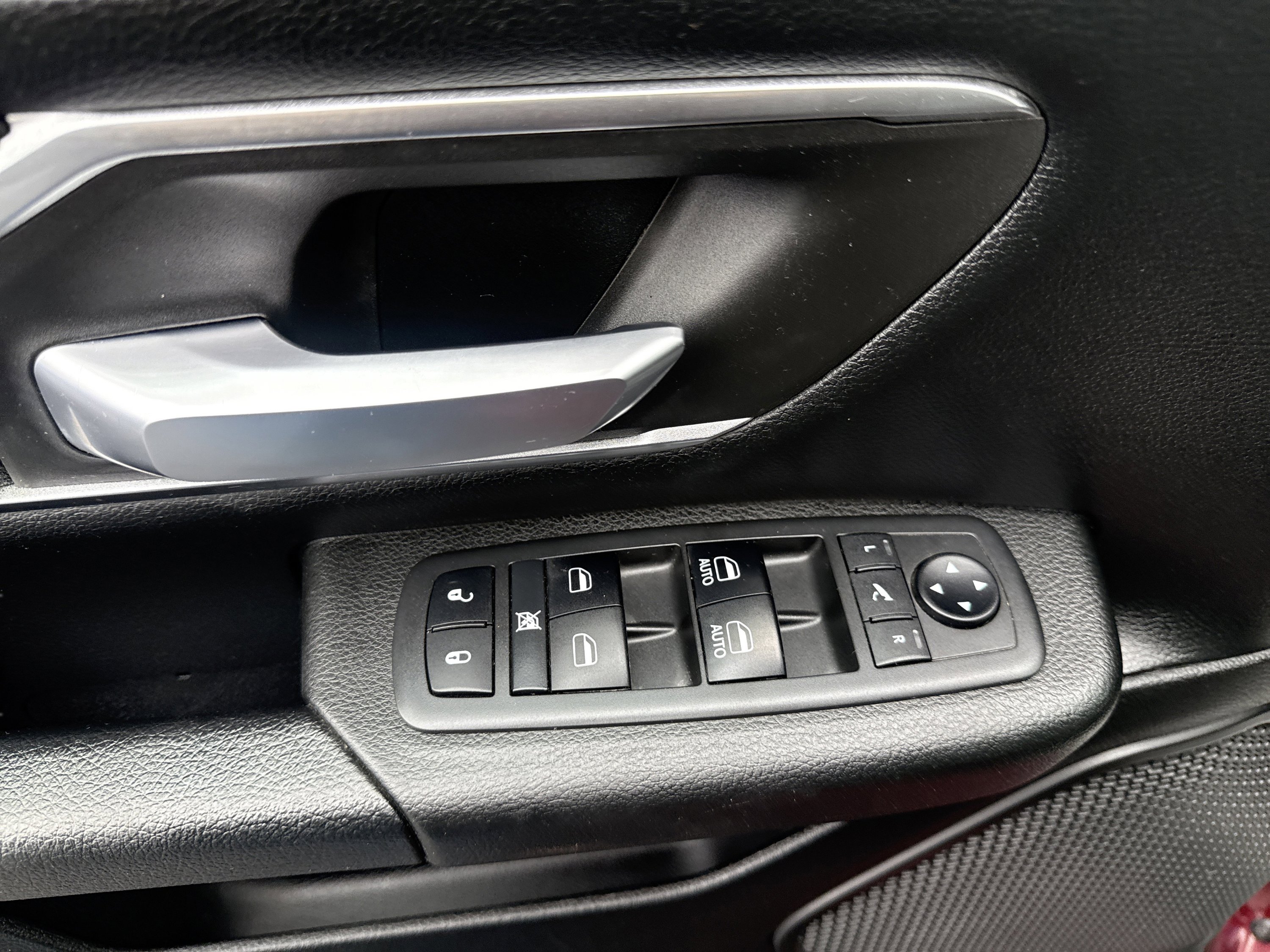 Used 2019 RAM 1500 Big Horn image 17