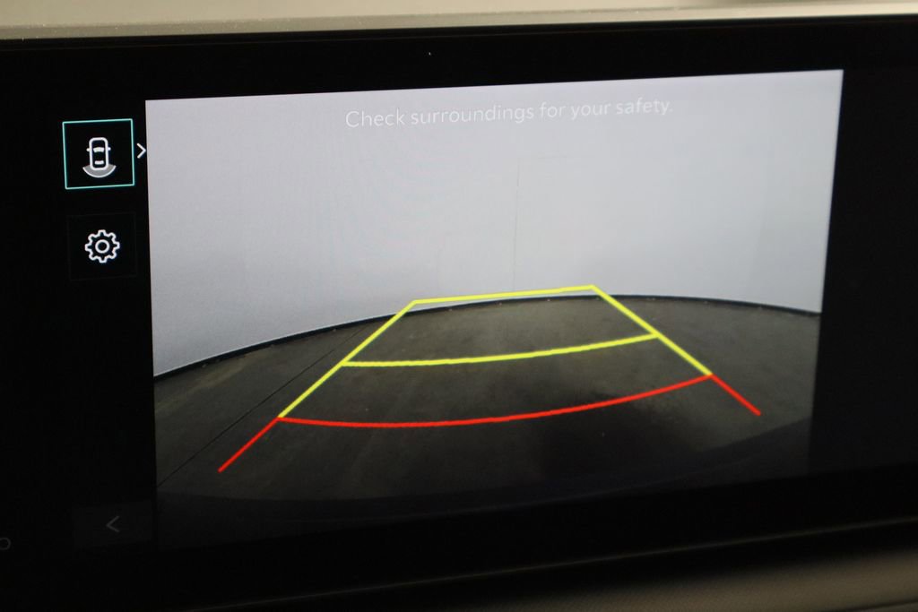 Used 2025 Kia K4 EX image 32