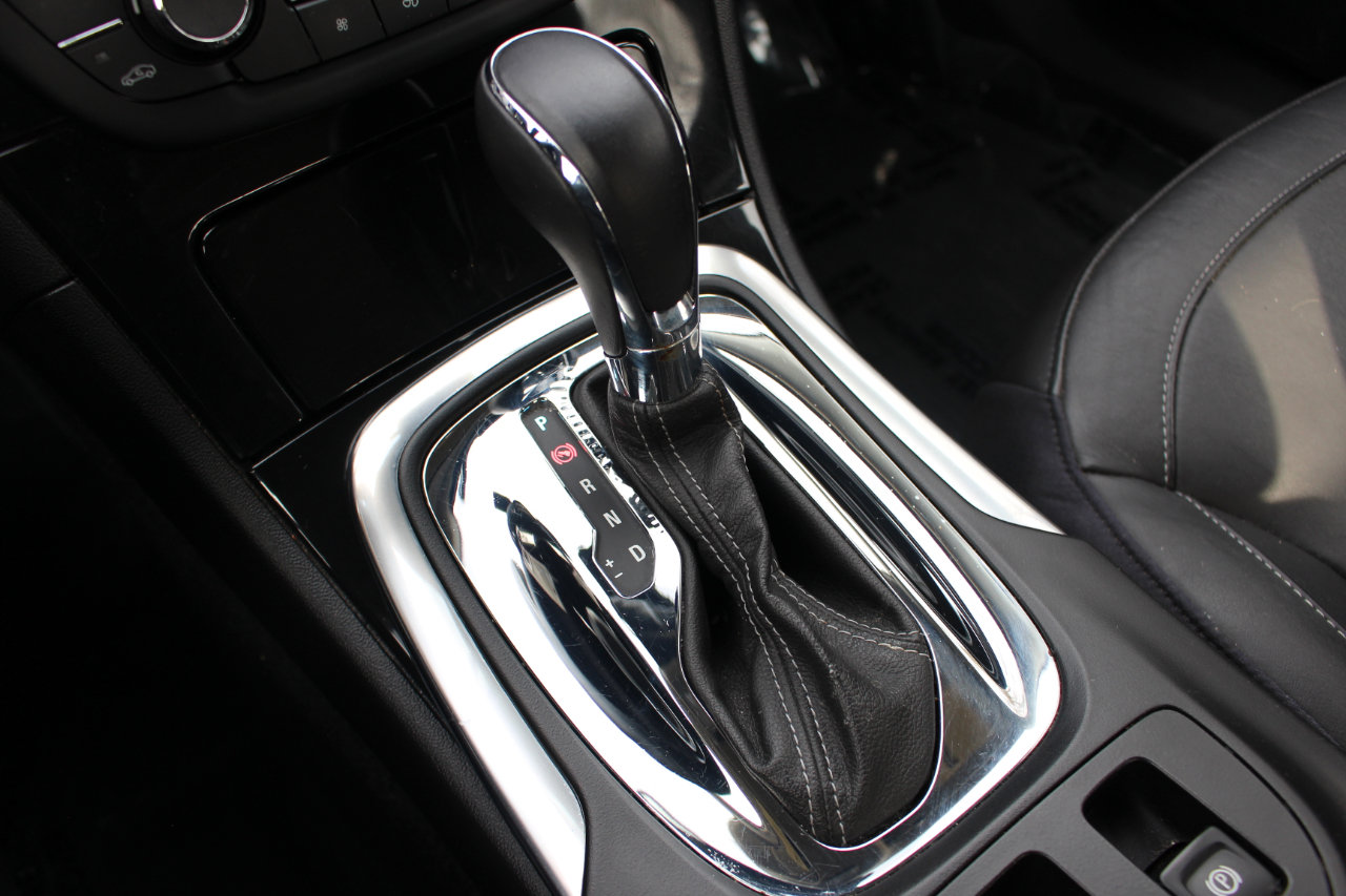 Used 2012 Buick Regal Leather image 27