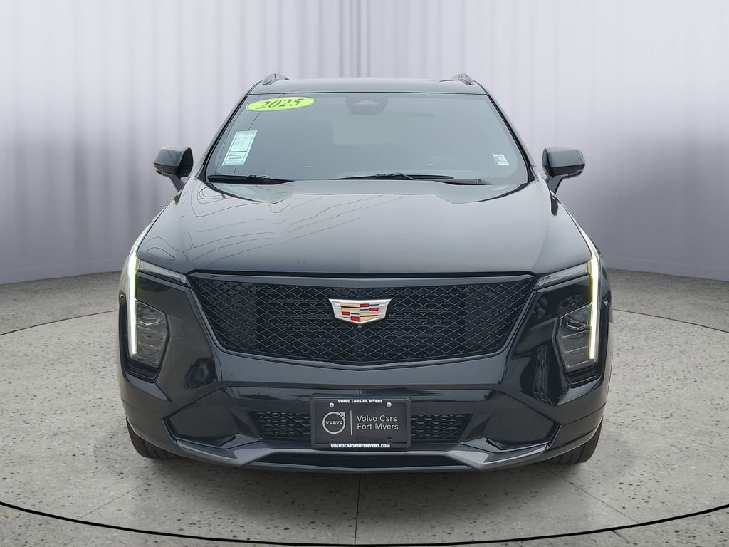 Used 2025 Cadillac XT4 Sport w/ Cold Weather Package image 9