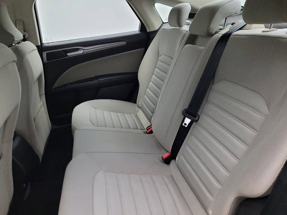 Used 2018 Ford Fusion S FWD image 18