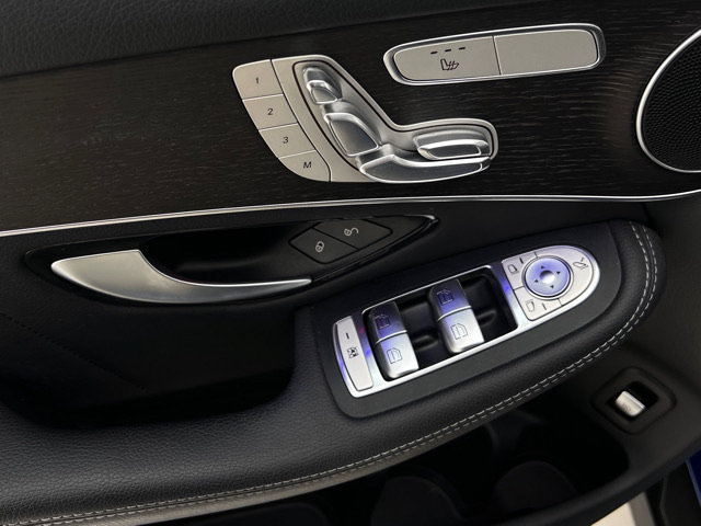 Used 2022 Mercedes-Benz GLC 300 4MATIC image 22