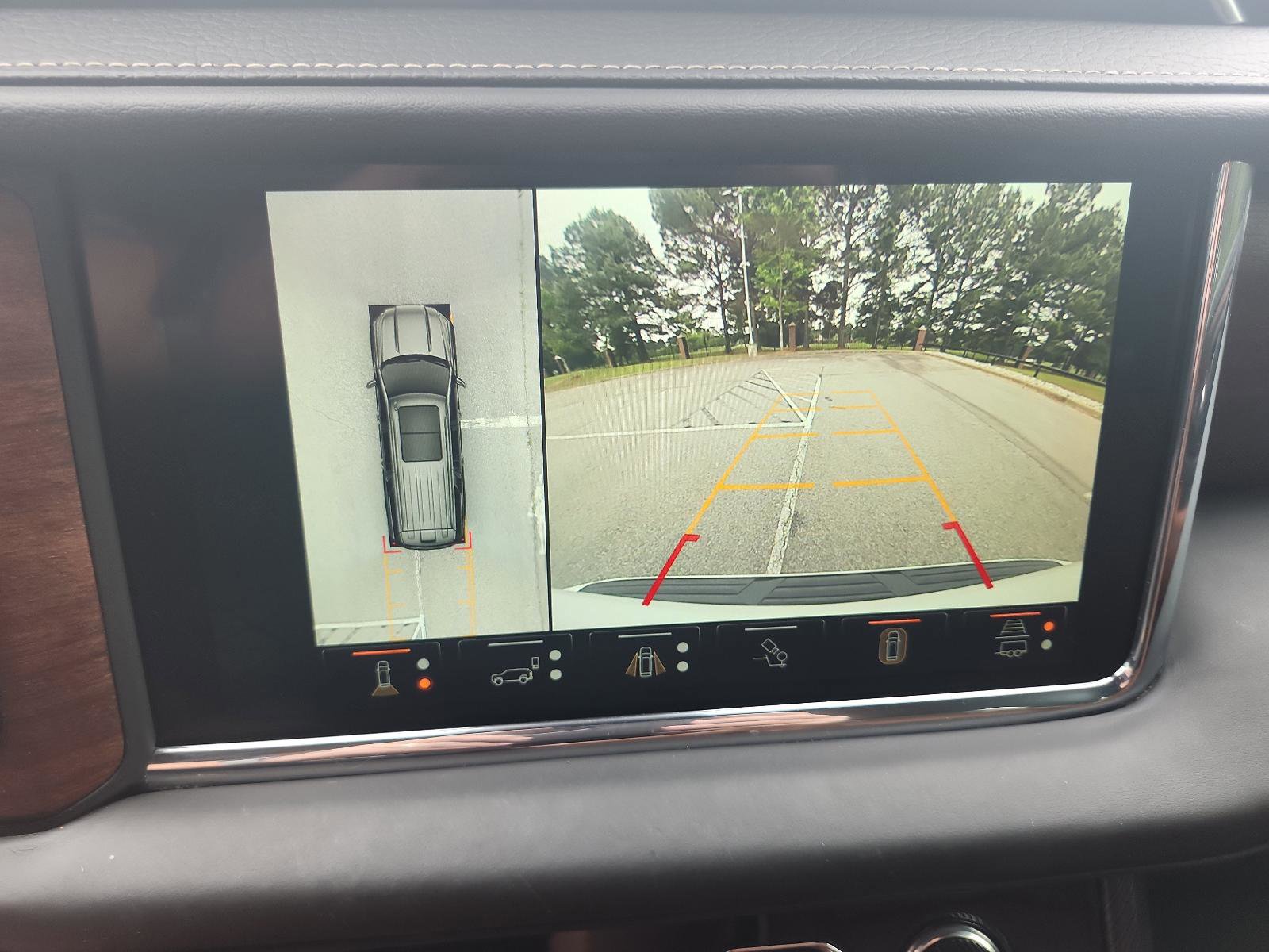 Certified 2023 GMC Yukon XL Denali Ultimate AWD/4WD image 21