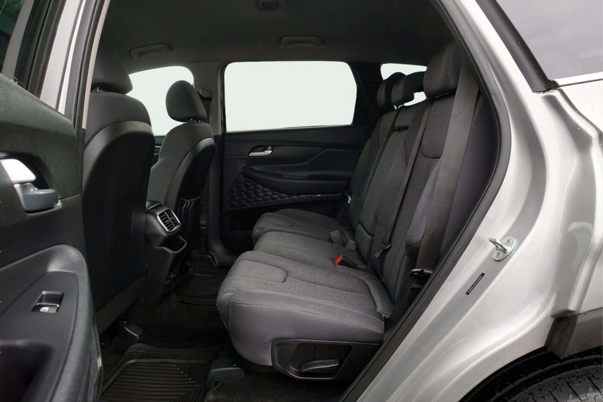 Used 2020 Hyundai Santa Fe SEL AWD/4WD image 16