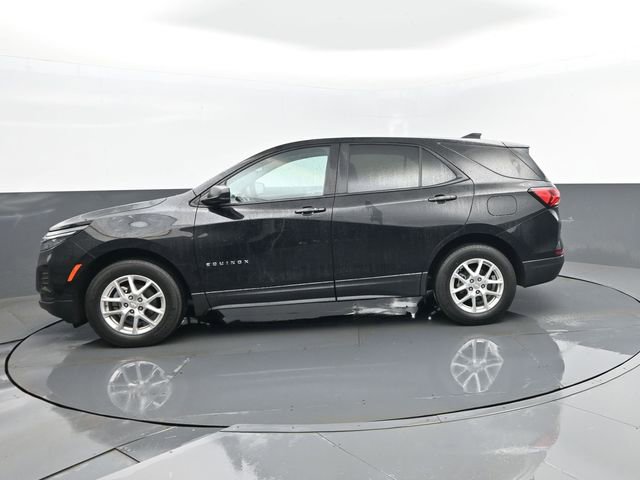 Used 2024 Chevrolet Equinox LS AWD/4WD image 5