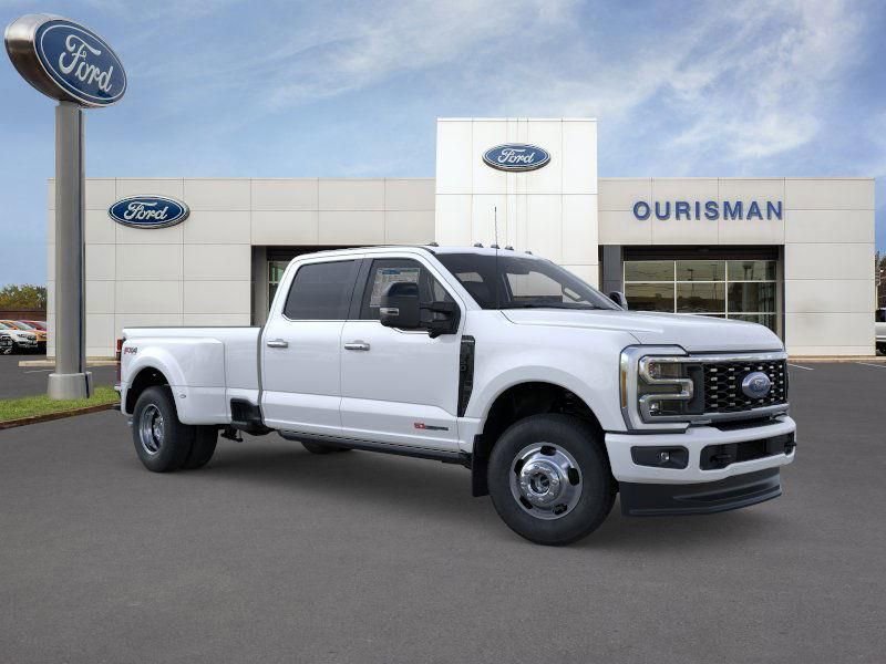 New 2026 Ford F350 4x4 Crew Cab DRW Super Duty image 1