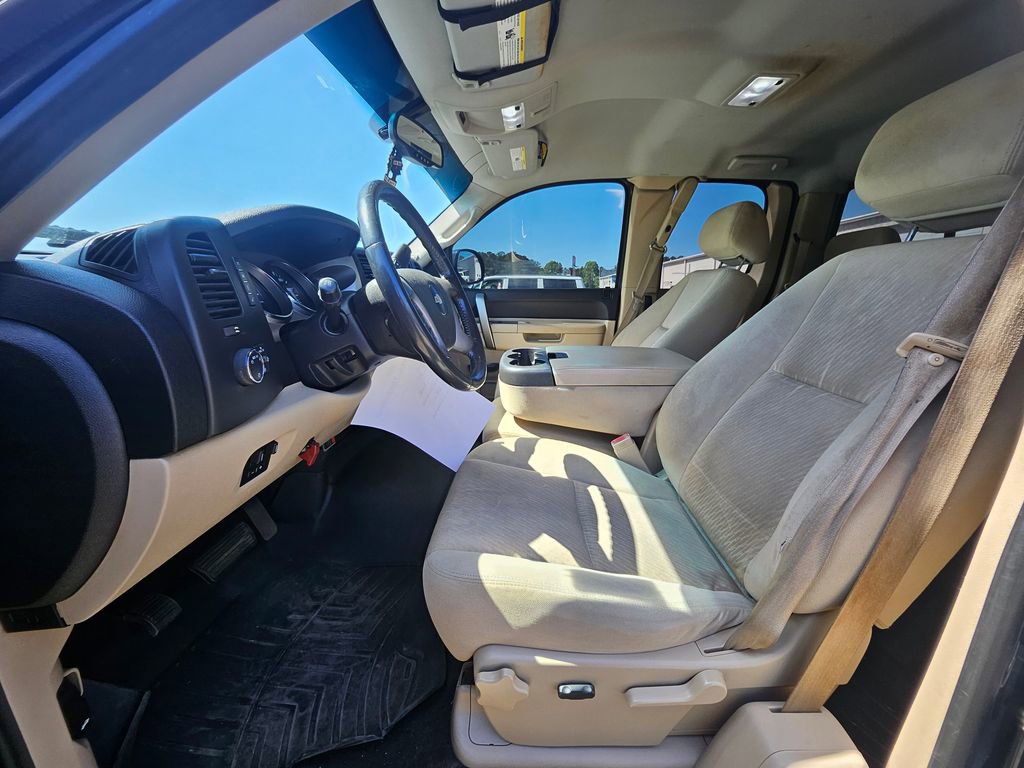 Used 2011 Chevrolet Silverado 1500 LT w/ All-Star Edition image 11