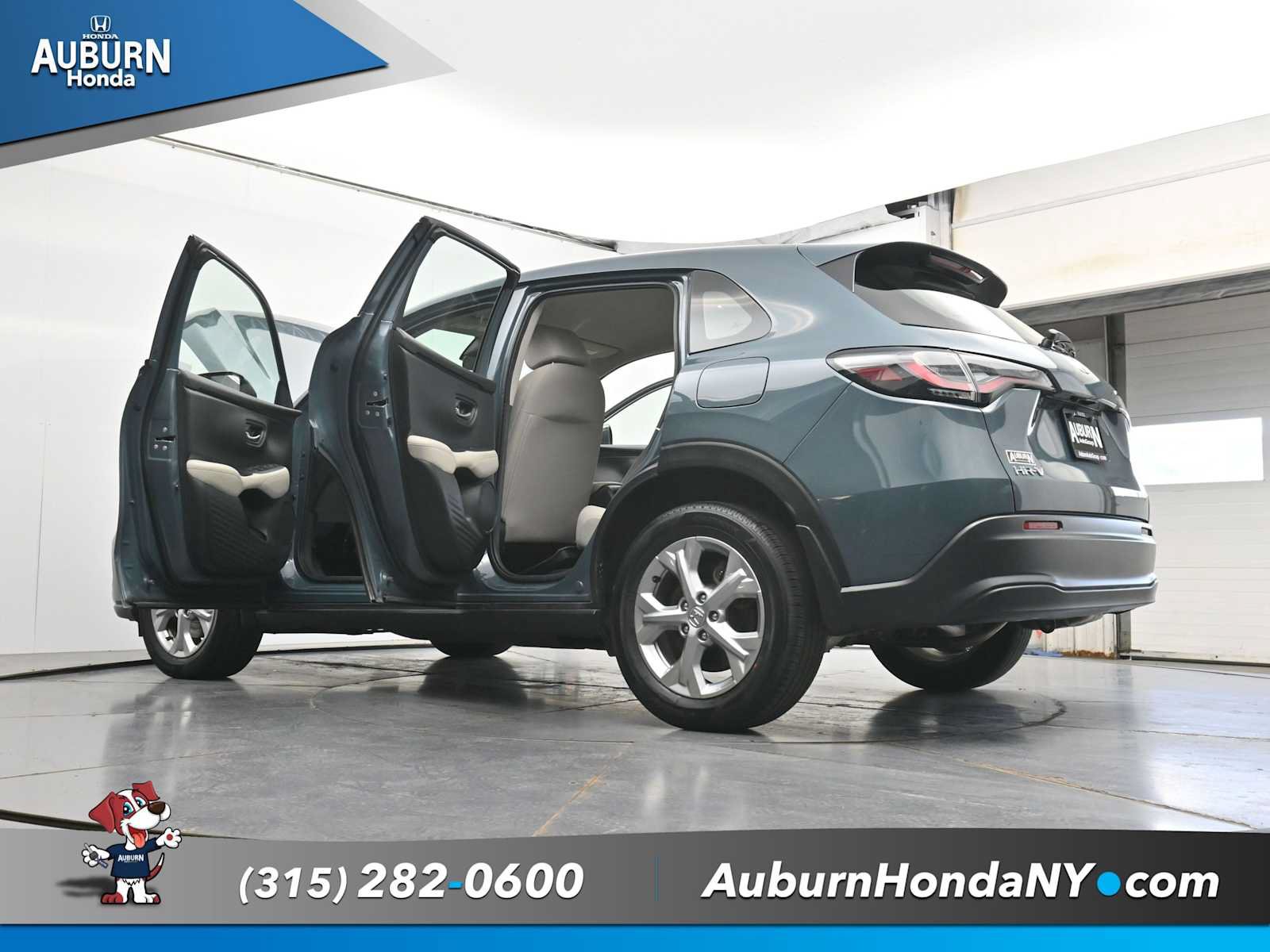 Used 2024 Honda HR-V LX image 38