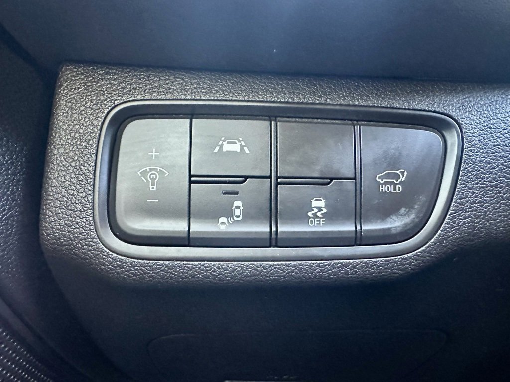 Used 2020 Hyundai Santa Fe Limited w/ Cargo Package image 18