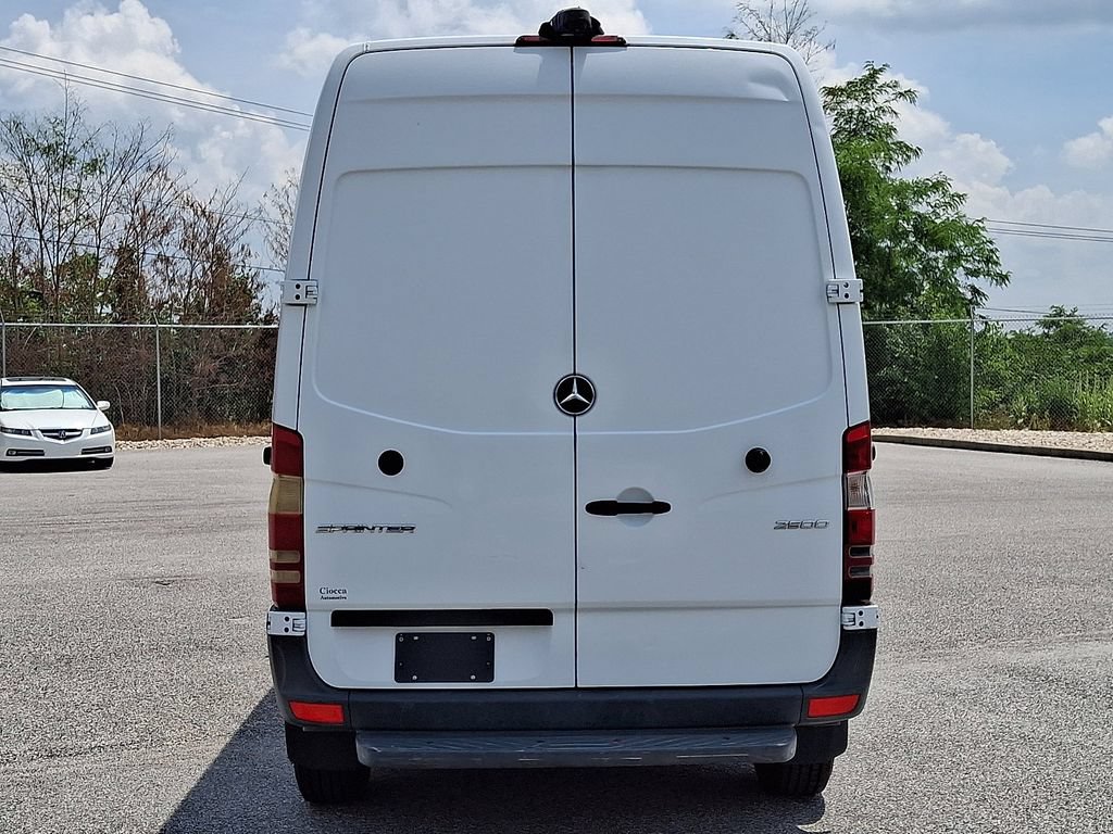 Used 2017 Mercedes-Benz Sprinter 2500 image 8