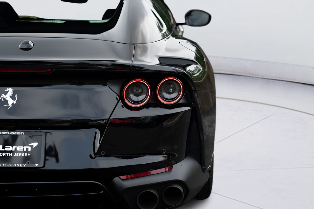 Used 2021 Ferrari 812 GTS RWD image 19