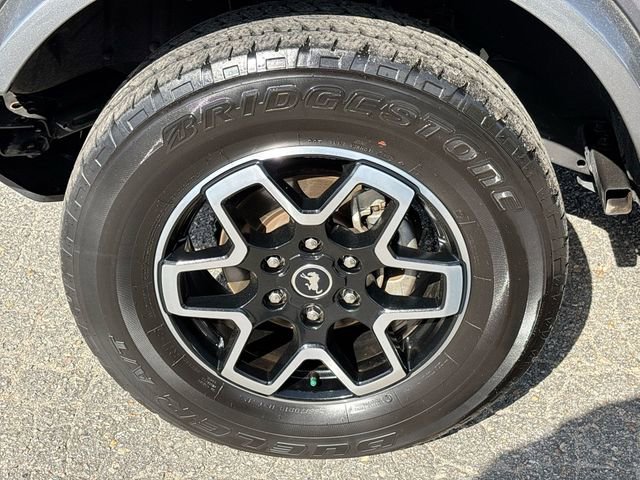 Used 2023 Ford Bronco Outer Banks image 13