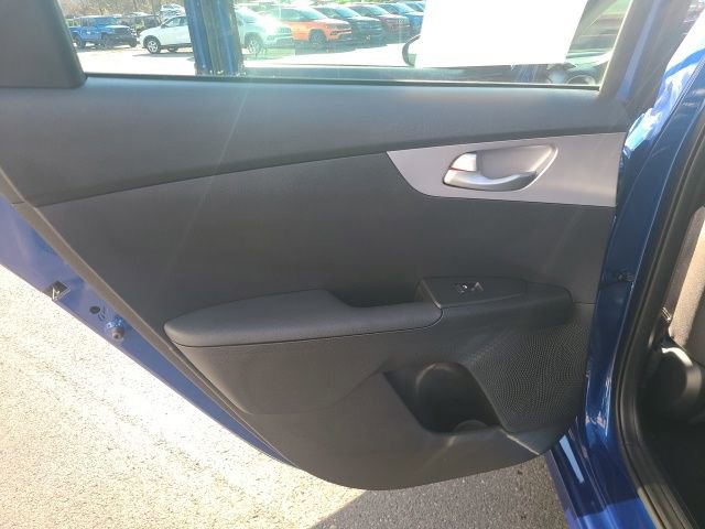 Used 2024 Kia Forte LXS image 17