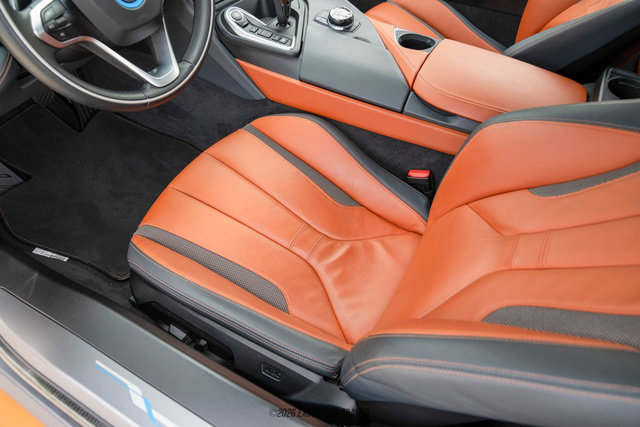 Used 2019 BMW i8 Coupe AWD/4WD image 77