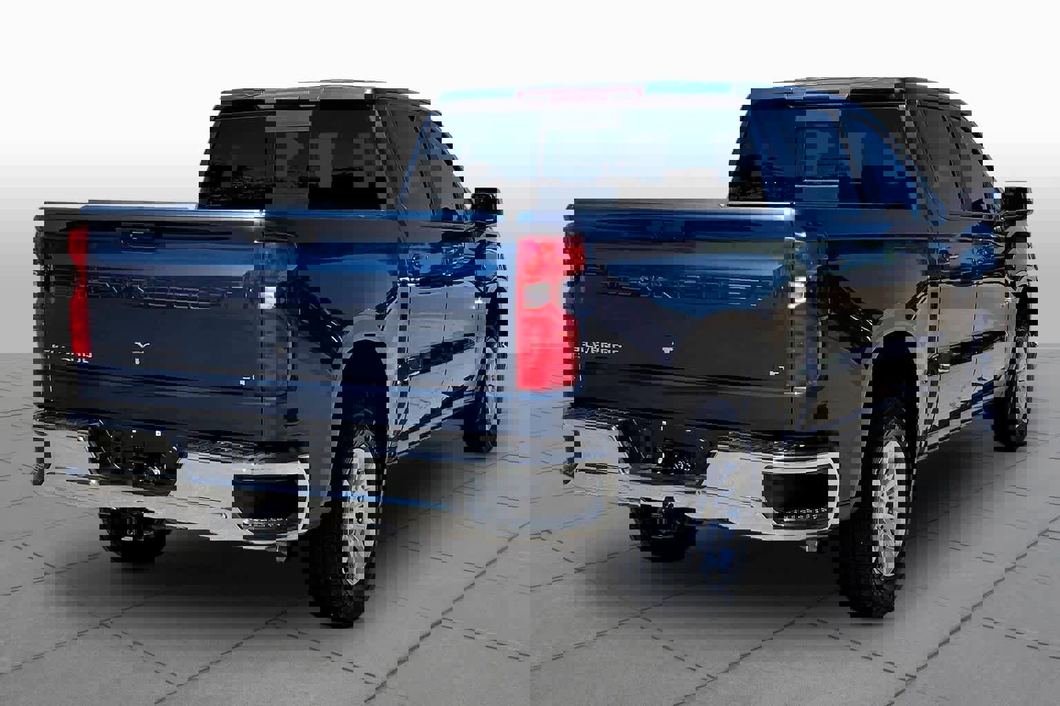 Used 2019 Chevrolet Silverado 1500 LT w/ Texas Edition image 13