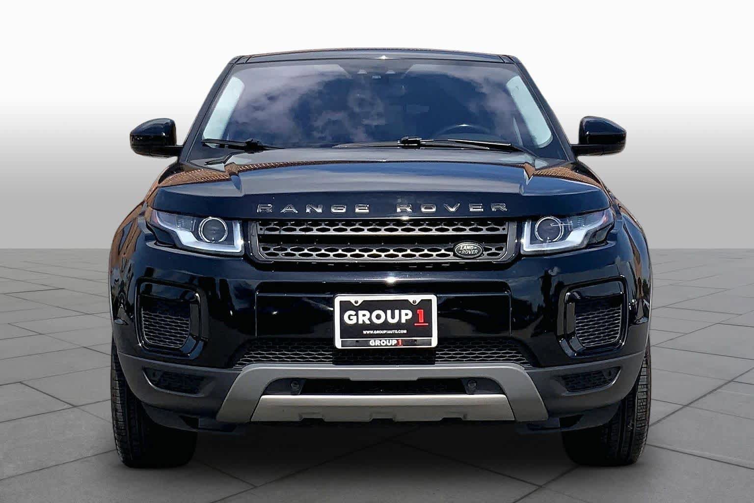 Used 2018 Land Rover Range Rover Evoque SE AWD/4WD image 4