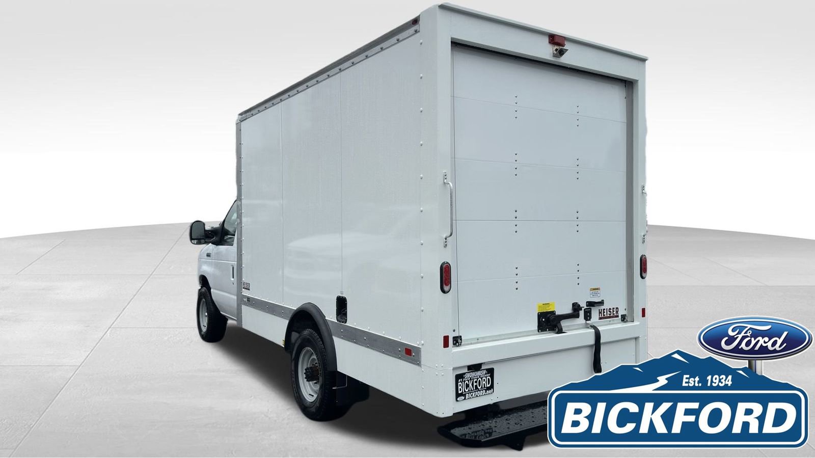 New 2026 Ford E-350 and Econoline 350 Super Duty w/ Power Equipment Group image 8