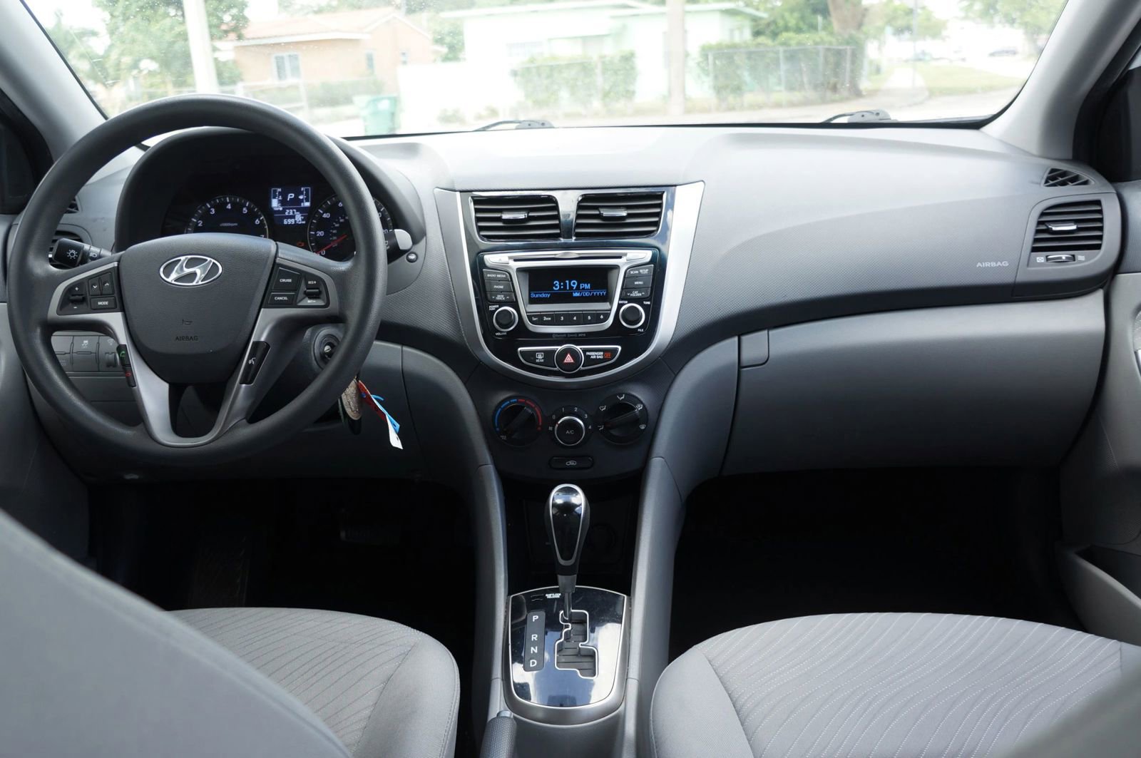 Used 2015 Hyundai Accent GLS w/ Option Group 03 image 18
