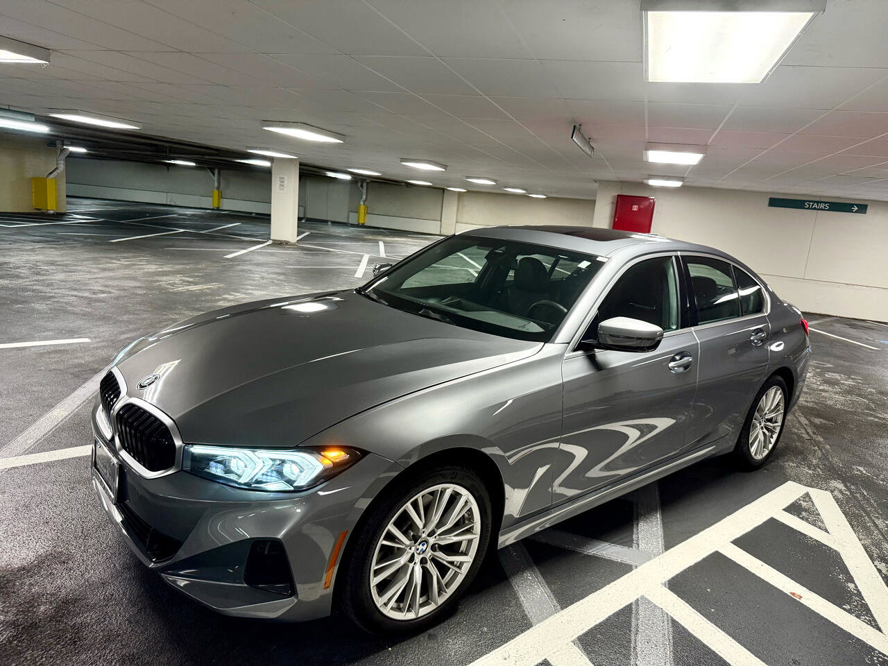 Used 2024 BMW 330i xDrive Sedan w/ Convenience Package image 3